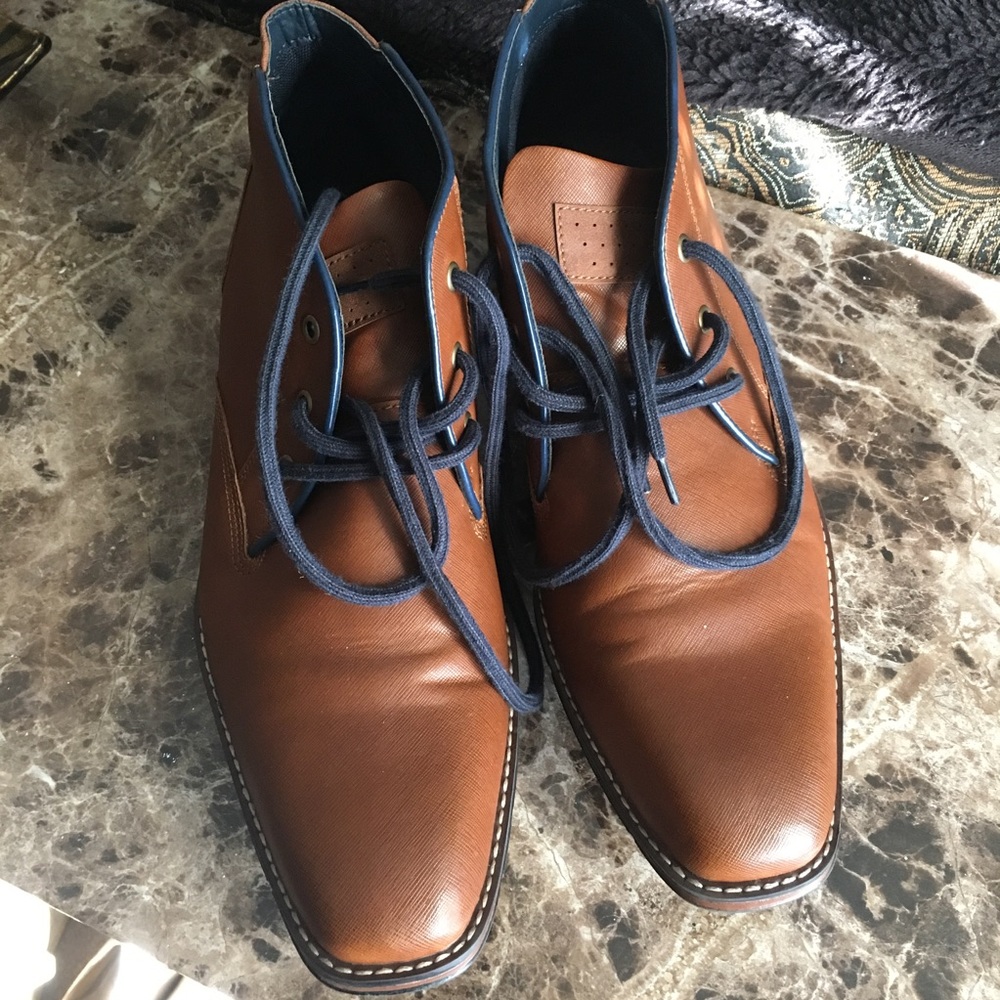 Craft & Borrow men's dress shoes